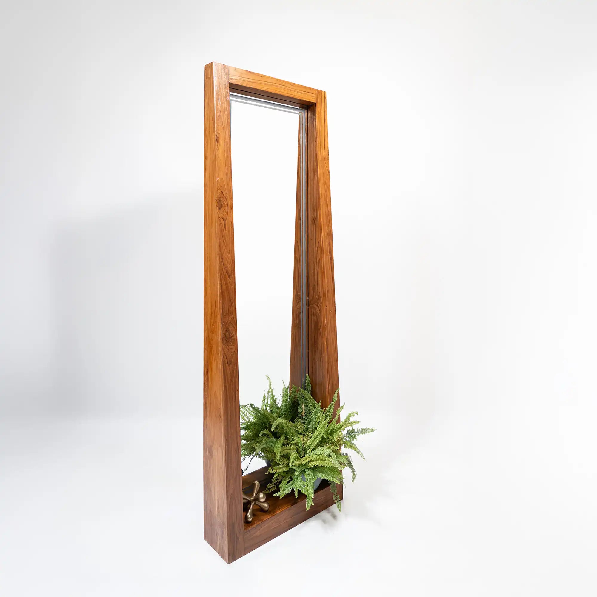 The Bengal Framed Aura Stand