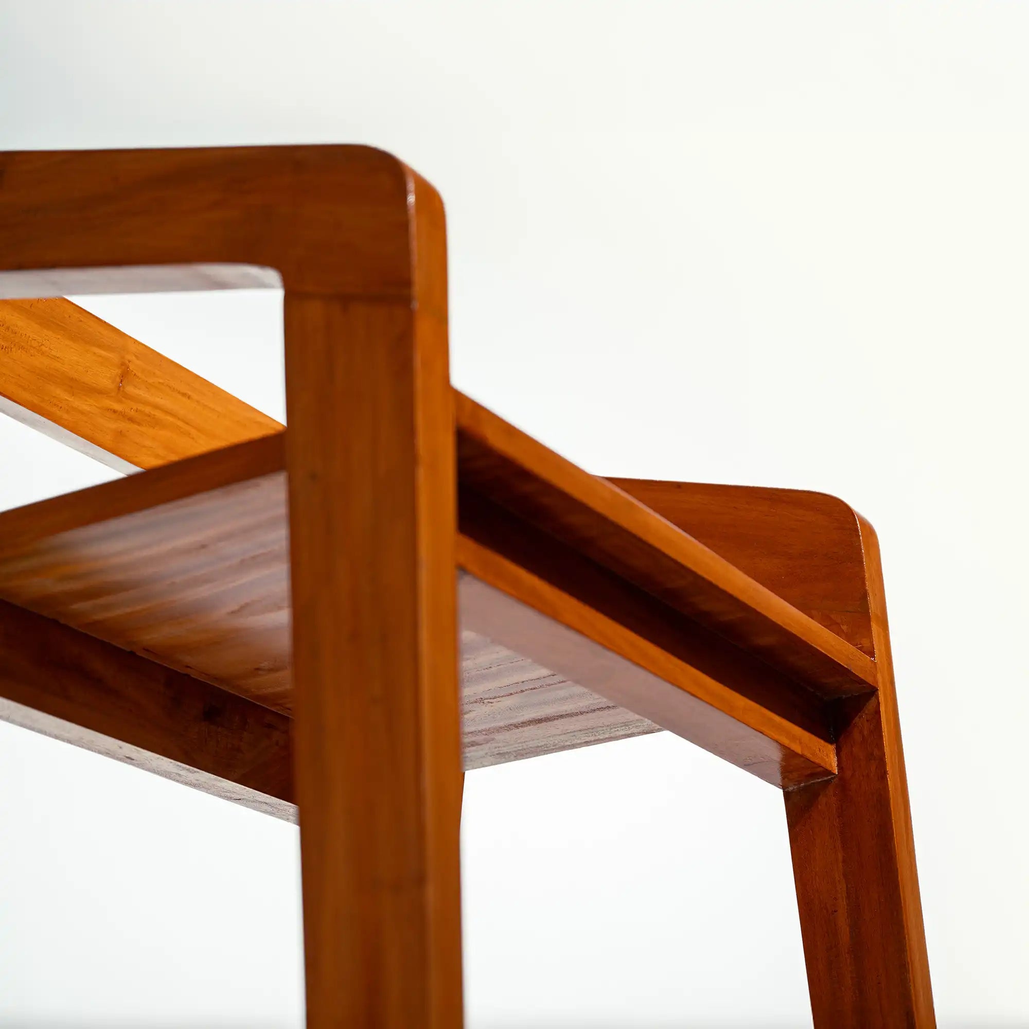 Metro Line Bar Chair