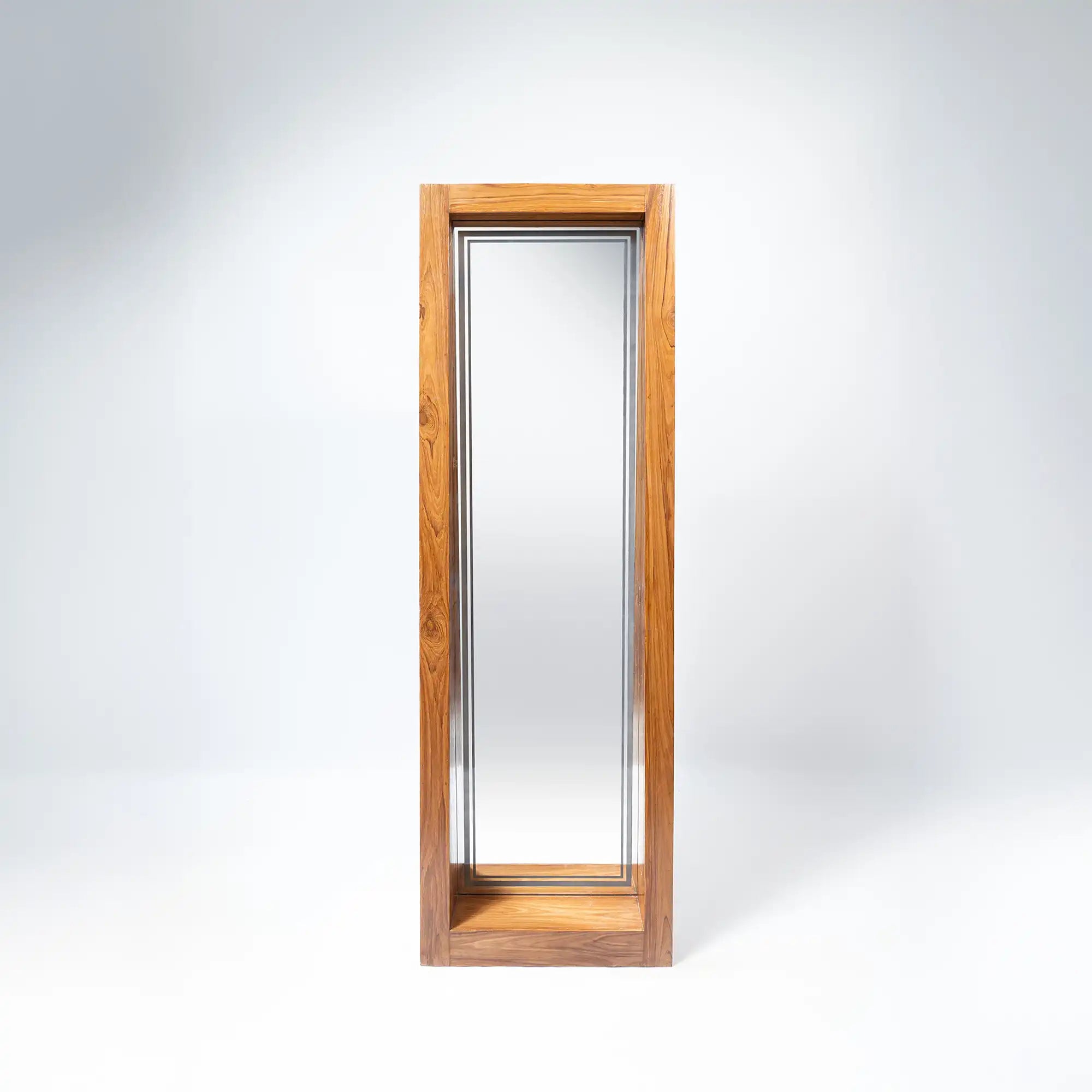 The Bengal Framed Aura Stand
