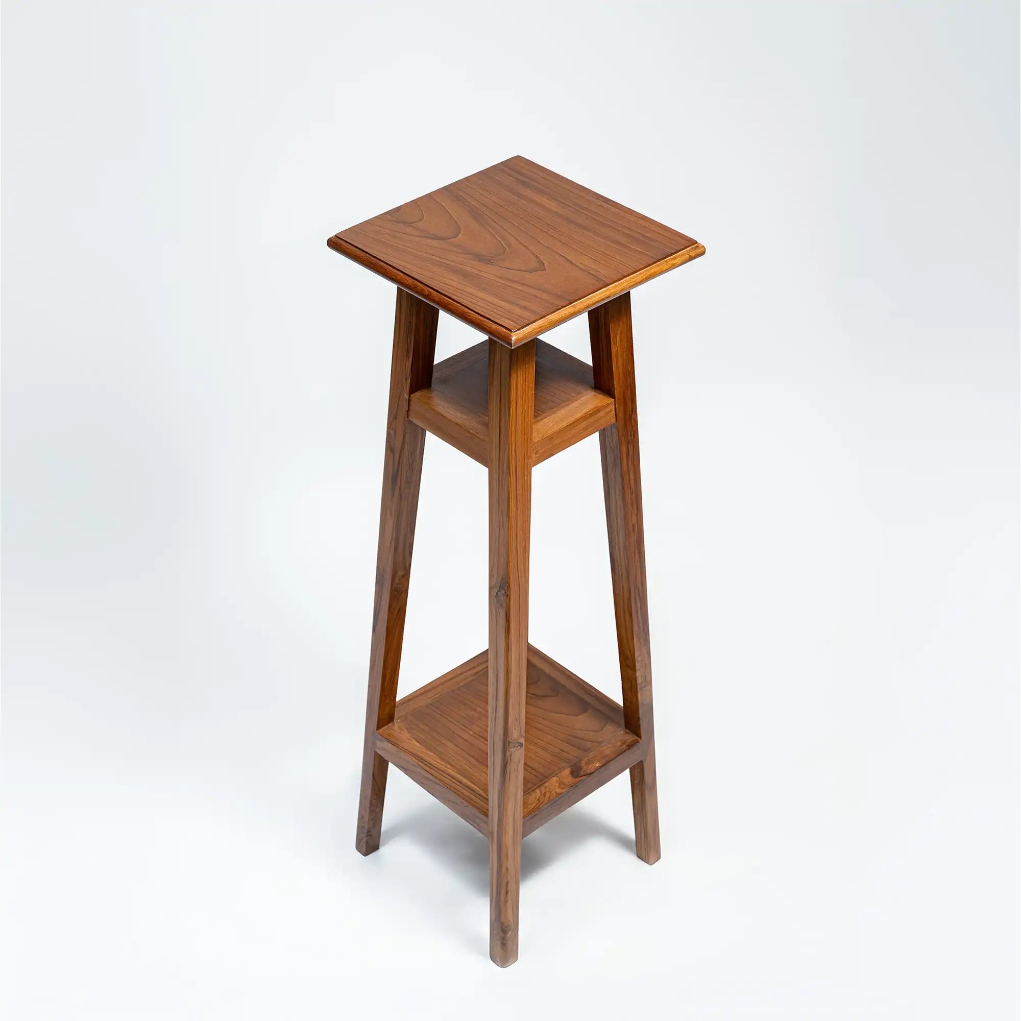 The Maharaja Heritage Pedestal Stand